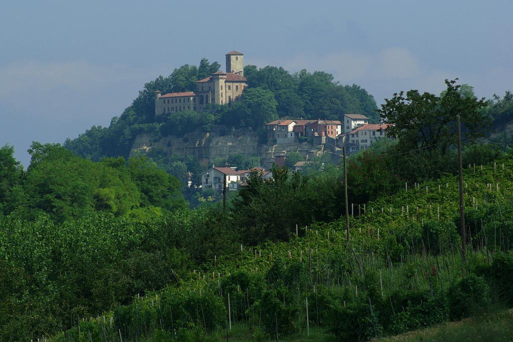 B&B Cantine Pietronero Orsara Bormida Buitenkant foto